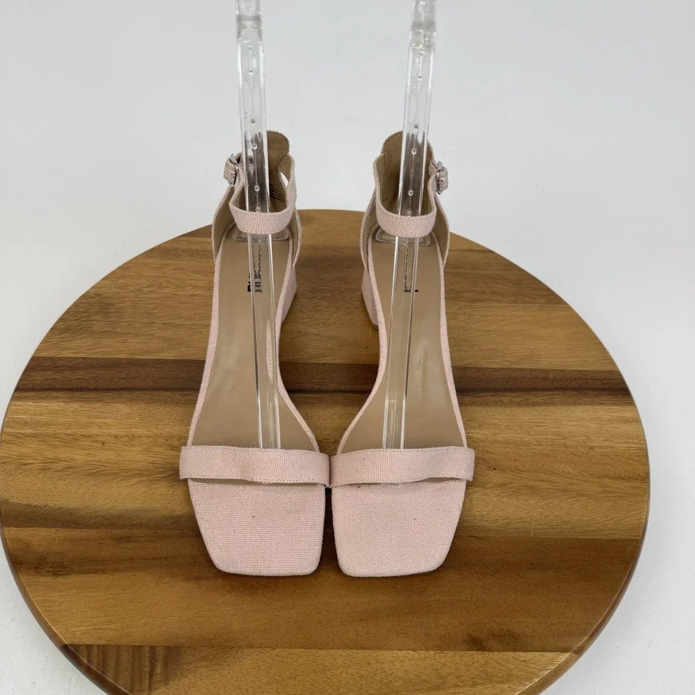 Abound size 10